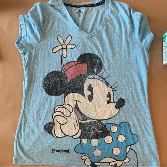 🇺🇸 Disney Minnie V neck shirt - Picture 1 of 5